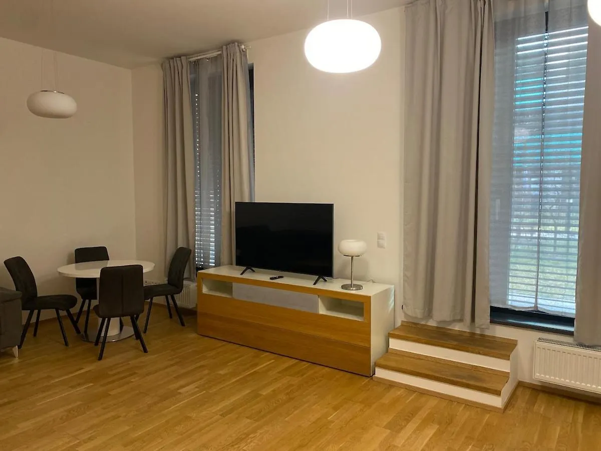 Apartment Holesovice Parking Prague