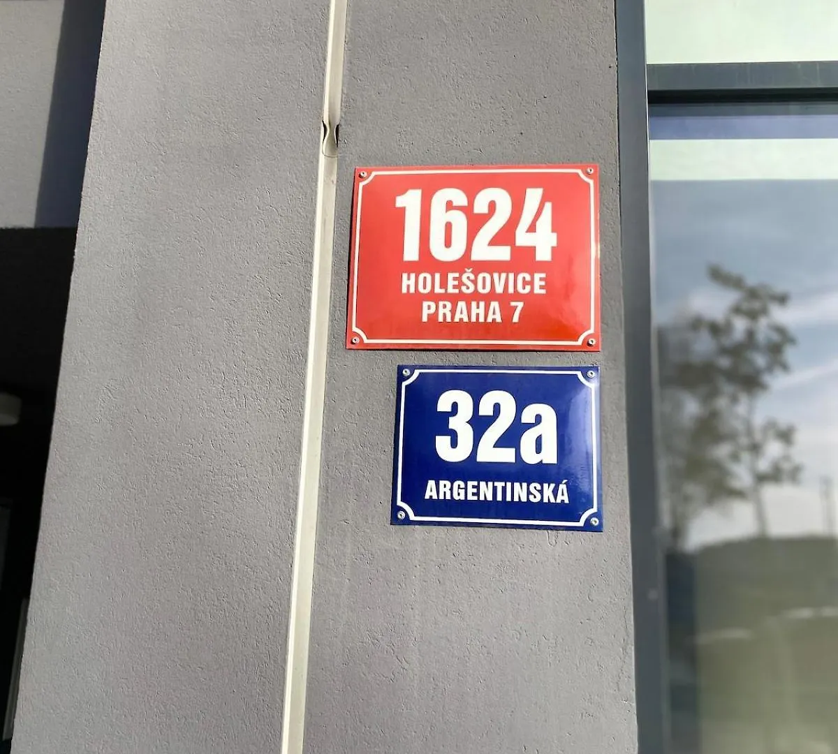 Apartment Holesovice Parking Prague